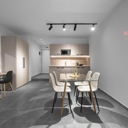 Ferienwohnung P30, Nilie Hospitality Mgmt Thessaloniki Exterior foto